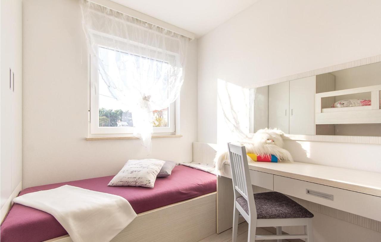 Lovely Apartment In Medulin With Kitchen Экстерьер фото